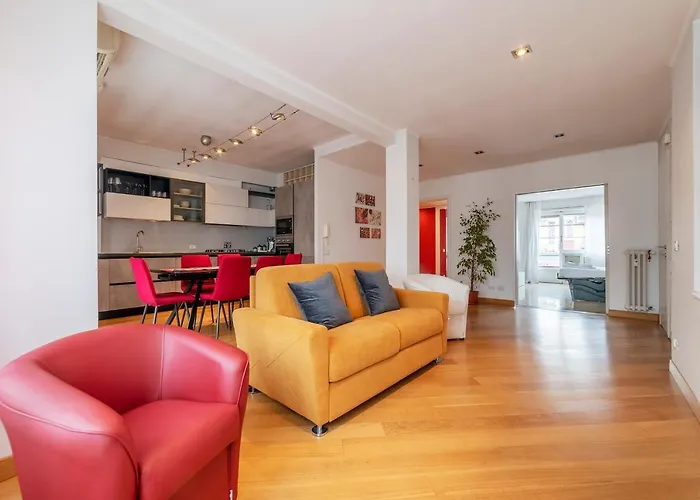 Bright Flat Near Vatican Apartament